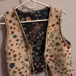 Floral Embroidered Vest Bundle